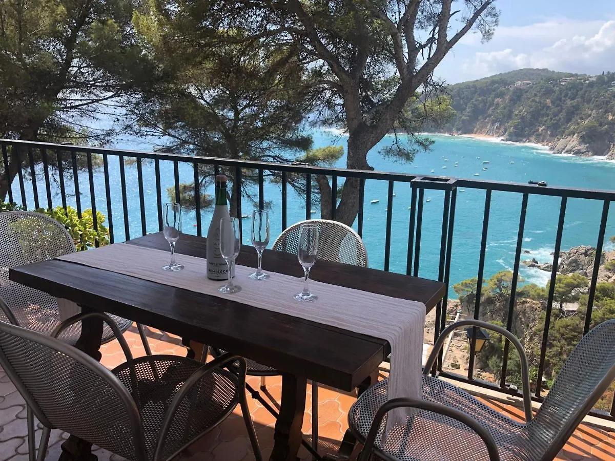 トッサ・デ・マールLes Terrasses De Cala Llevadoアパートメント