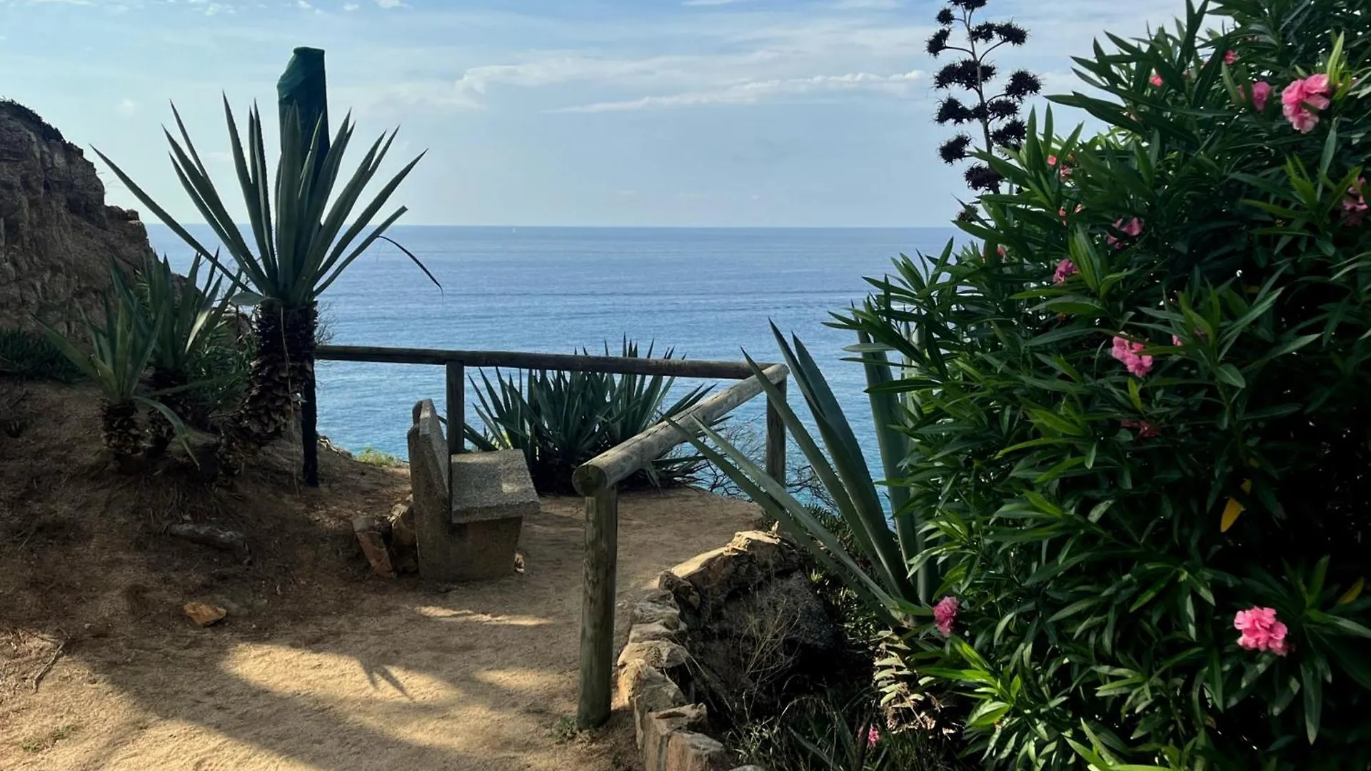 アパート トッサ・デ・マールLes Terrasses De Cala Llevadoアパートメント